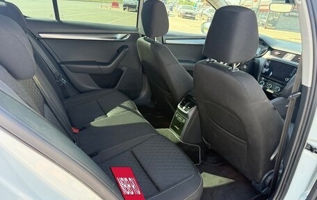 Skoda Octavia, 2018 год, 1 850 000 рублей, 16 фотография
