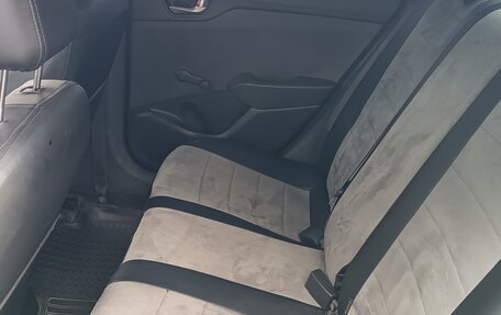 Hyundai Solaris II рестайлинг, 2017 год, 950 000 рублей, 7 фотография