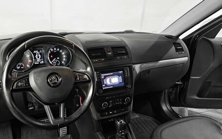Skoda Yeti I рестайлинг, 2015 год, 1 395 000 рублей, 8 фотография