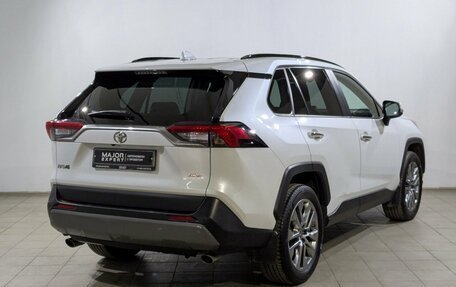 Toyota RAV4, 2022 год, 3 650 000 рублей, 14 фотография