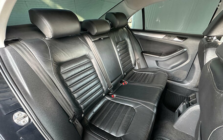 Volkswagen Jetta VI, 2011 год, 960 000 рублей, 13 фотография