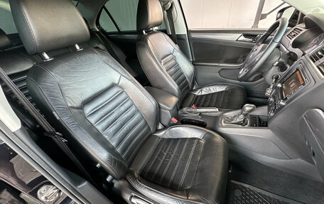 Volkswagen Jetta VI, 2011 год, 960 000 рублей, 12 фотография