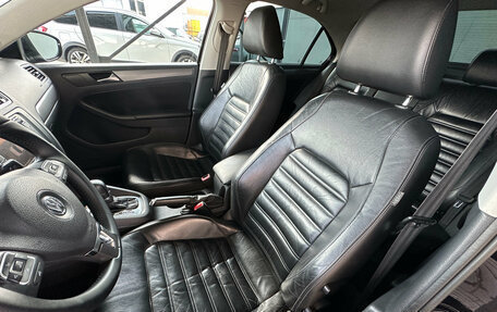 Volkswagen Jetta VI, 2011 год, 960 000 рублей, 10 фотография