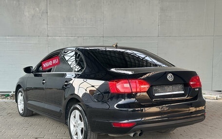 Volkswagen Jetta VI, 2011 год, 960 000 рублей, 5 фотография
