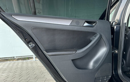 Volkswagen Jetta VI, 2011 год, 960 000 рублей, 19 фотография