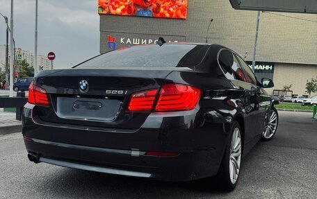 BMW 5 серия, 2011 год, 1 450 000 рублей, 2 фотография