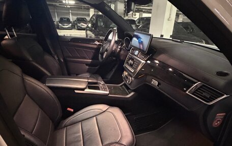 Mercedes-Benz GL-Класс, 2015 год, 3 200 000 рублей, 5 фотография