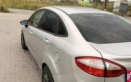 Ford Fiesta, 2016 год, 620 000 рублей, 2 фотография