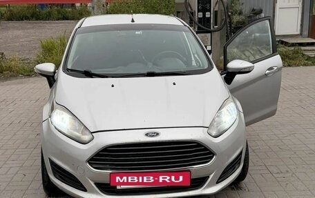 Ford Fiesta, 2016 год, 620 000 рублей, 13 фотография