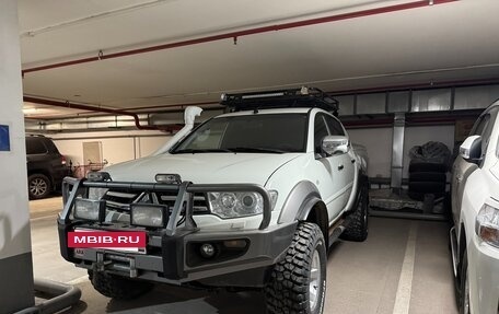 Mitsubishi L200 IV рестайлинг, 2014 год, 3 500 000 рублей, 8 фотография