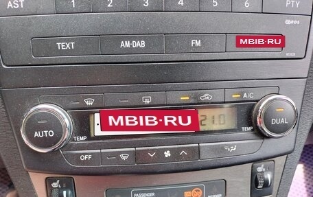 Toyota Avensis III рестайлинг, 2009 год, 1 000 000 рублей, 12 фотография