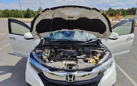 Honda Vezel, 2019 год, 1 950 000 рублей, 5 фотография