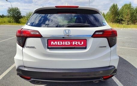 Honda Vezel, 2019 год, 1 950 000 рублей, 4 фотография