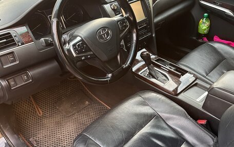 Toyota Camry, 2016 год, 1 750 000 рублей, 5 фотография