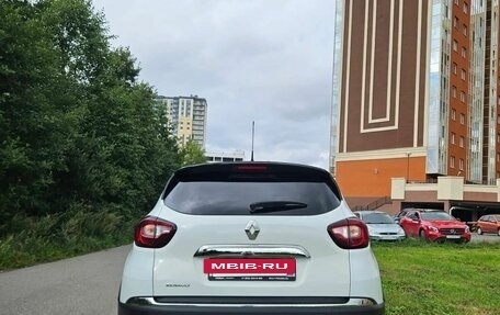 Renault Kaptur I рестайлинг, 2017 год, 1 070 000 рублей, 3 фотография