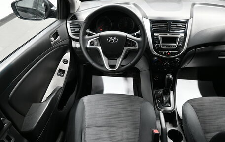 Hyundai Solaris II рестайлинг, 2014 год, 825 000 рублей, 11 фотография