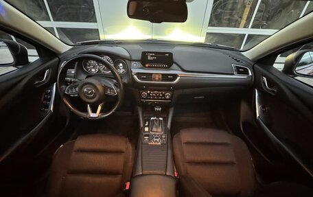 Mazda 6, 2018 год, 2 000 000 рублей, 8 фотография
