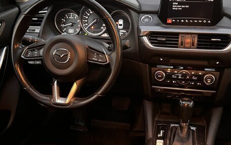 Mazda 6, 2018 год, 2 000 000 рублей, 10 фотография