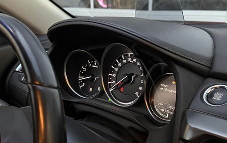 Mazda 6, 2018 год, 2 000 000 рублей, 22 фотография