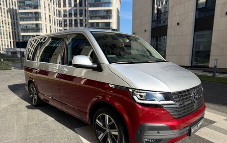 Volkswagen Multivan T6 рестайлинг, 2023 год, 6 290 000 рублей, 3 фотография