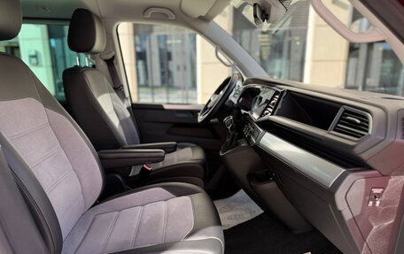 Volkswagen Multivan T6 рестайлинг, 2023 год, 6 290 000 рублей, 14 фотография