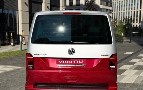 Volkswagen Multivan T6 рестайлинг, 2023 год, 6 290 000 рублей, 4 фотография