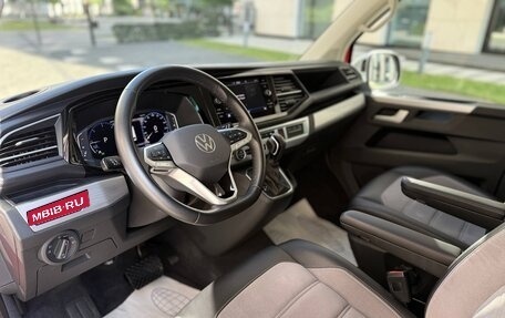 Volkswagen Multivan T6 рестайлинг, 2023 год, 6 290 000 рублей, 10 фотография