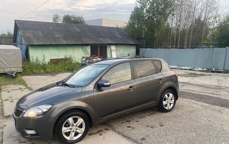 KIA cee'd I рестайлинг, 2010 год, 670 000 рублей, 3 фотография