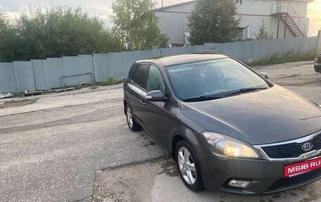 KIA cee'd I рестайлинг, 2010 год, 670 000 рублей, 4 фотография
