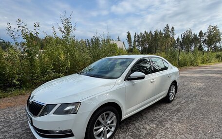 Skoda Octavia, 2020 год, 1 950 000 рублей, 2 фотография
