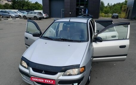 Mitsubishi Space Star I рестайлинг, 2004 год, 300 000 рублей, 1 фотография