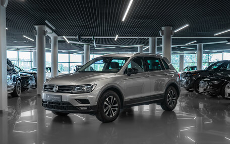 Volkswagen Tiguan II, 2019 год, 2 330 000 рублей, 1 фотография