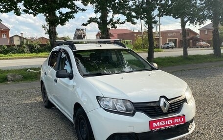 Renault Logan II, 2018 год, 700 000 рублей, 1 фотография