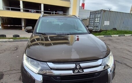 Mitsubishi Outlander III рестайлинг 3, 2017 год, 1 500 000 рублей, 1 фотография