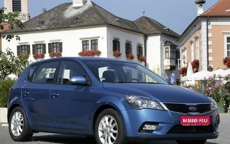 KIA cee'd I рестайлинг, 2011 год, 365 000 рублей, 1 фотография
