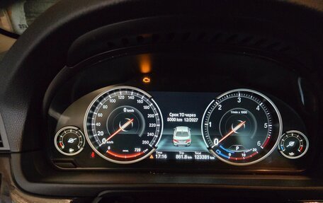 BMW 5 серия, 2015 год, 2 450 000 рублей, 11 фотография