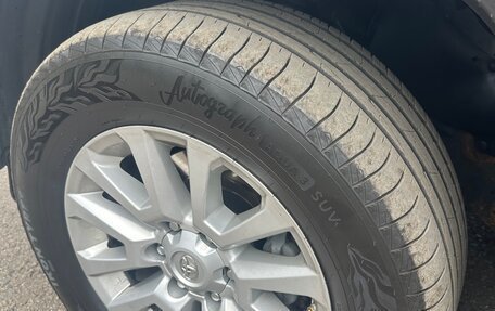 Toyota Land Cruiser Prado 150 рестайлинг 2, 2016 год, 3 450 000 рублей, 14 фотография
