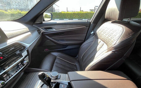BMW 5 серия, 2019 год, 4 950 000 рублей, 23 фотография