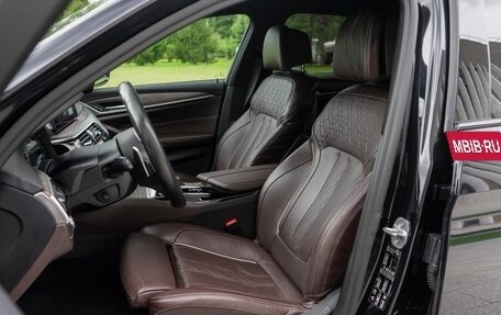 BMW 5 серия, 2019 год, 4 950 000 рублей, 32 фотография