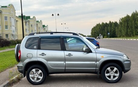 Chevrolet Niva I рестайлинг, 2010 год, 420 000 рублей, 8 фотография