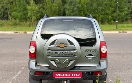 Chevrolet Niva I рестайлинг, 2010 год, 420 000 рублей, 5 фотография