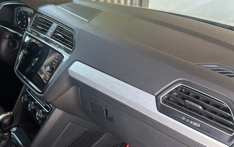 Volkswagen Tiguan II, 2018 год, 2 650 000 рублей, 6 фотография