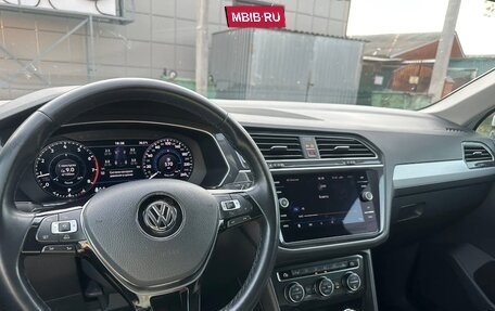 Volkswagen Tiguan II, 2018 год, 2 650 000 рублей, 8 фотография