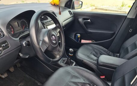 Volkswagen Polo VI (EU Market), 2012 год, 400 000 рублей, 13 фотография