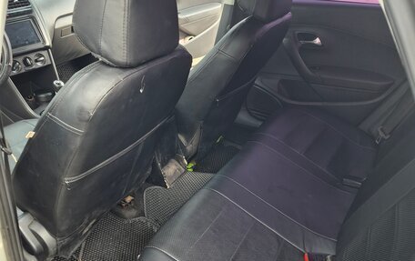 Volkswagen Polo VI (EU Market), 2012 год, 400 000 рублей, 16 фотография