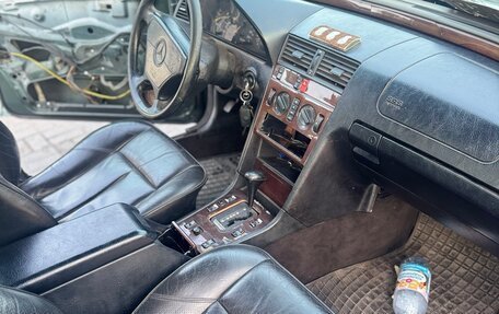 Mercedes-Benz C-Класс, 1994 год, 205 000 рублей, 7 фотография