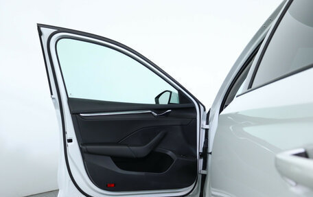 Skoda Octavia IV, 2022 год, 1 999 990 рублей, 15 фотография
