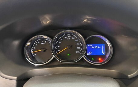 Renault Logan II, 2018 год, 1 000 000 рублей, 12 фотография