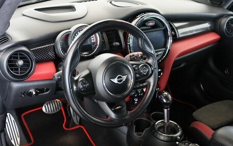 MINI Hatch, 2016 год, 2 080 000 рублей, 14 фотография