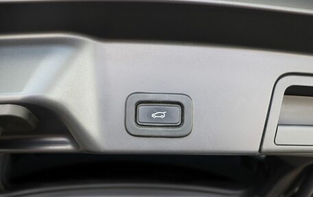 Land Rover Range Rover Evoque II, 2019 год, 3 345 000 рублей, 26 фотография